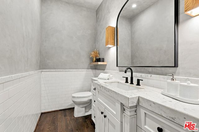4363 Irvine Avenue, Studio City, CA 91604