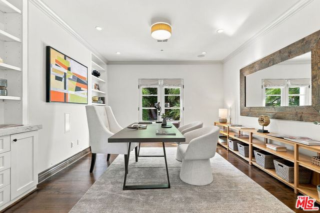 4363 Irvine Avenue, Studio City, CA 91604