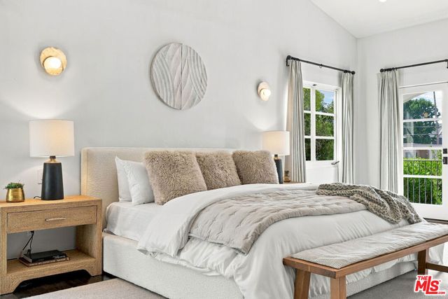 4363 Irvine Avenue, Studio City, CA 91604