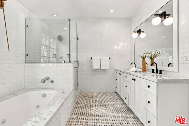 4363 Irvine Avenue, Studio City, CA 91604
