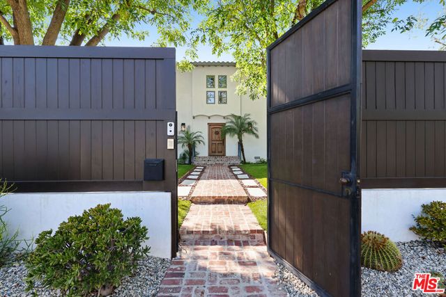 4363 Irvine Avenue, Studio City, CA 91604