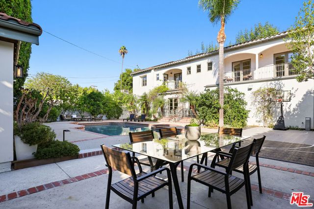4363 Irvine Avenue, Studio City, CA 91604