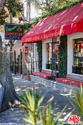 4363 Irvine Avenue, Studio City, CA 91604
