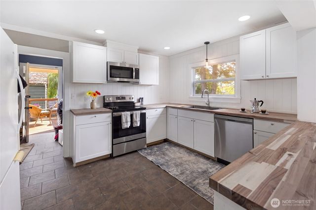 205 Franck Street, Friday Harbor, WA 98250