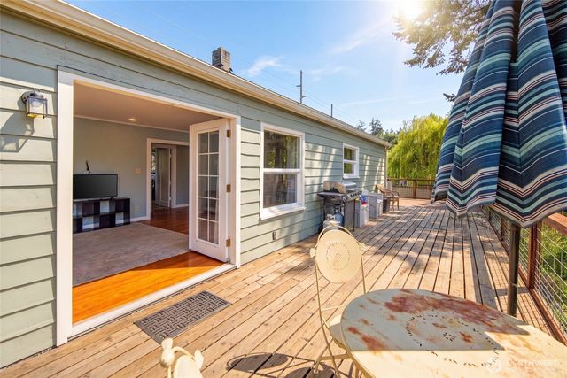 205 Franck Street, Friday Harbor, WA 98250