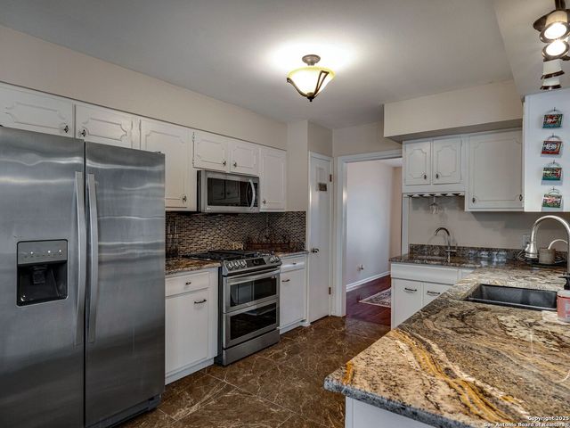 602 Patricia Dr, San Antonio, TX 78216