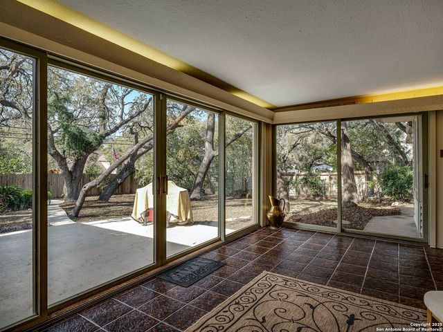 602 Patricia Dr, San Antonio, TX 78216