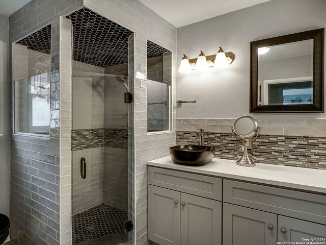 602 Patricia Dr, San Antonio, TX 78216