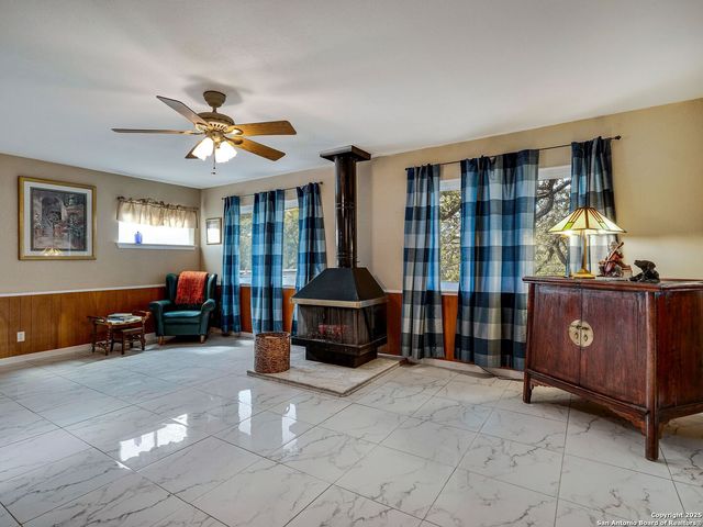 602 Patricia Dr, San Antonio, TX 78216