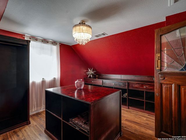 602 Patricia Dr, San Antonio, TX 78216