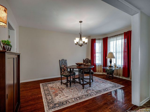 602 Patricia Dr, San Antonio, TX 78216