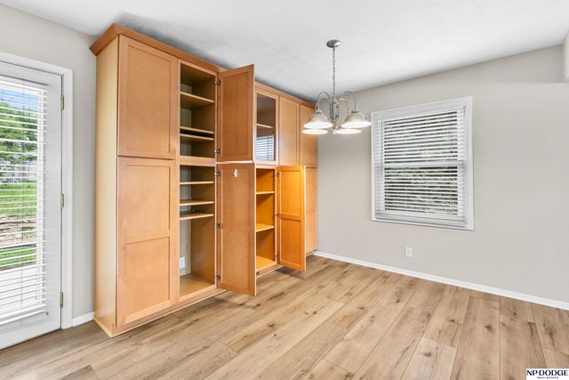 9340 Pratt Circle, Omaha, NE 68134