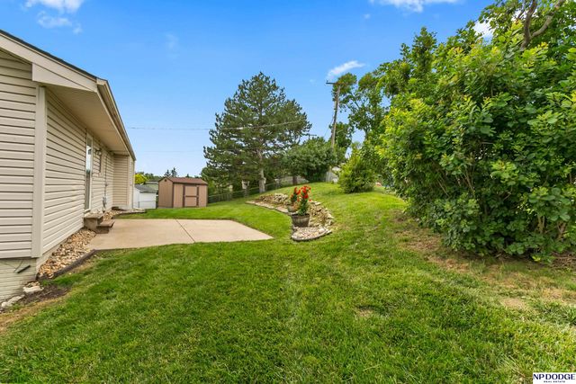 9340 Pratt Circle, Omaha, NE 68134