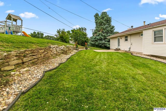9340 Pratt Circle, Omaha, NE 68134