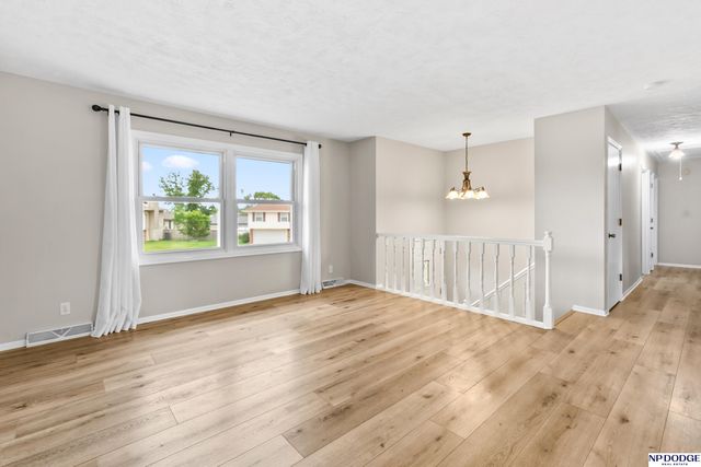9340 Pratt Circle, Omaha, NE 68134