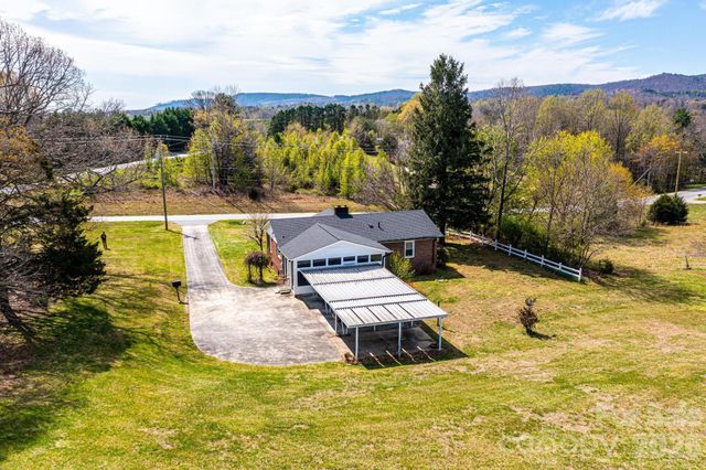 3554 Us Hwy 64 90 Highway W, Taylorsville, NC 28681