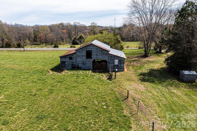 3554 Us Hwy 64 90 Highway W, Taylorsville, NC 28681