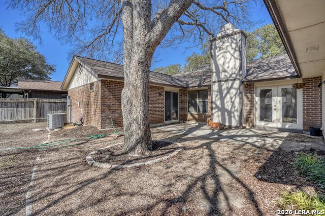 13735 Forest Point, San Antonio, TX 78231