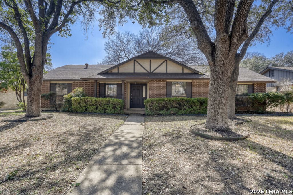 13735 Forest Point, San Antonio, TX 78231