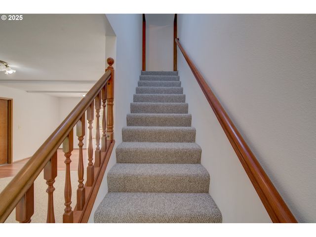 34009 TERRITORY Rd, Oysterville, WA 98641