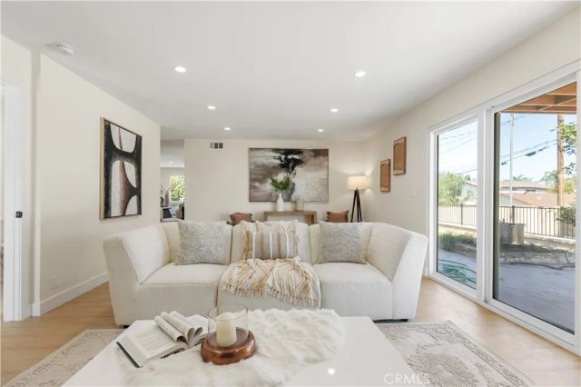 645 Lancer Ln, Corona, CA 92879