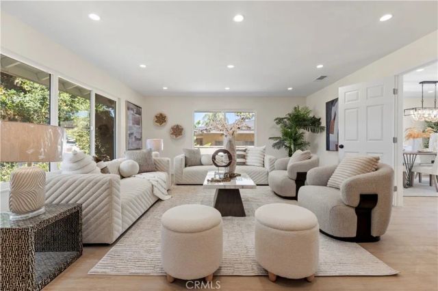 645 Lancer Ln, Corona, CA 92879