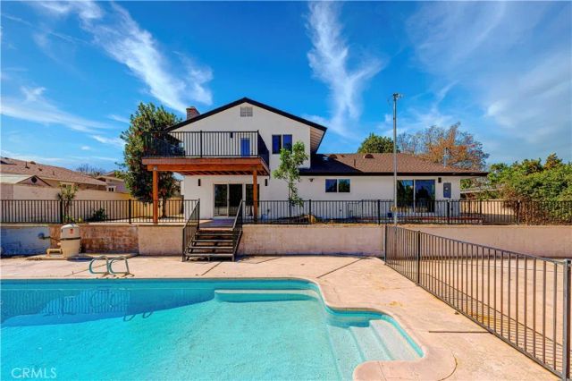 645 Lancer Ln, Corona, CA 92879