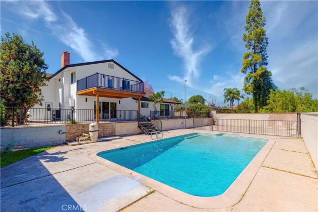 645 Lancer Ln, Corona, CA 92879