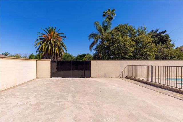 645 Lancer Ln, Corona, CA 92879