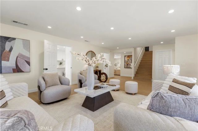 645 Lancer Ln, Corona, CA 92879