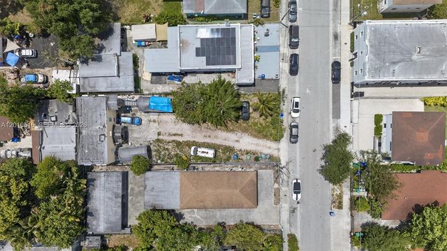 244 NW 32nd Street, Miami, FL 33127