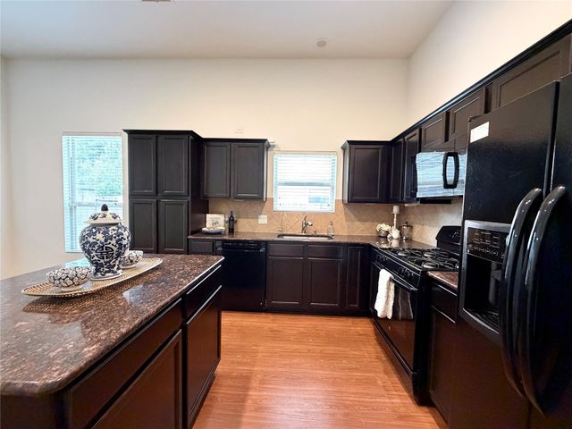 11439 Barbican Court, Conroe, TX 77304