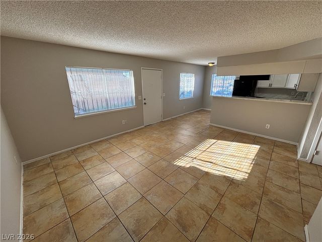 3431 East Cheyenne Avenue A, North Las Vegas, NV 89030