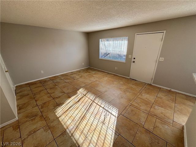 3431 East Cheyenne Avenue A, North Las Vegas, NV 89030