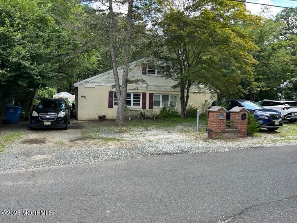 401-403 Glenn Road, Jackson, NJ 08527
