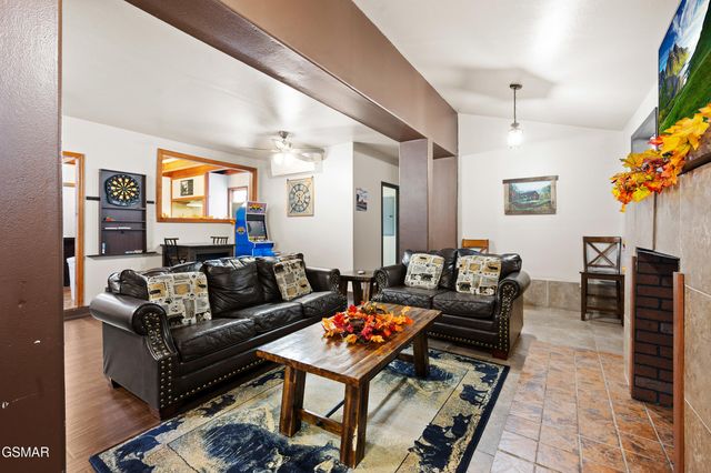 4346 Grindstone Ridge Road, Pigeon Forge, TN 37863