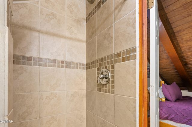4346 Grindstone Ridge Road, Pigeon Forge, TN 37863