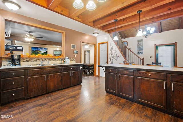4346 Grindstone Ridge Road, Pigeon Forge, TN 37863