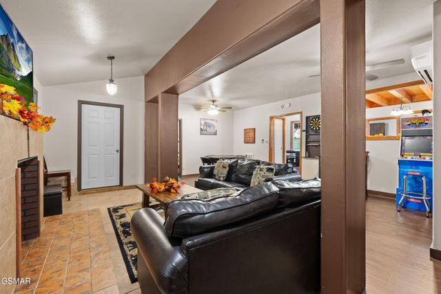 4346 Grindstone Ridge Road, Pigeon Forge, TN 37863