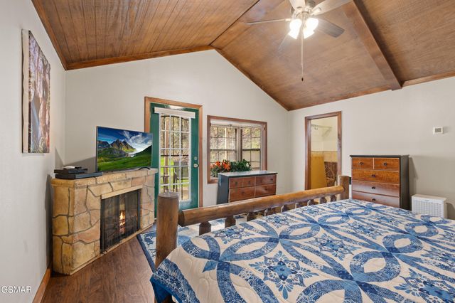4346 Grindstone Ridge Road, Pigeon Forge, TN 37863