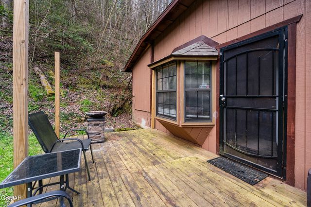 4346 Grindstone Ridge Road, Pigeon Forge, TN 37863