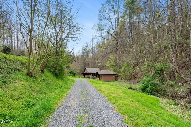 4346 Grindstone Ridge Road, Pigeon Forge, TN 37863