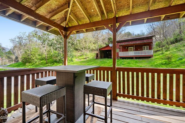 4346 Grindstone Ridge Road, Pigeon Forge, TN 37863