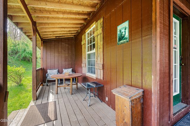4346 Grindstone Ridge Road, Pigeon Forge, TN 37863