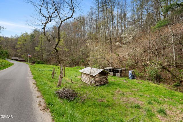 4346 Grindstone Ridge Road, Pigeon Forge, TN 37863