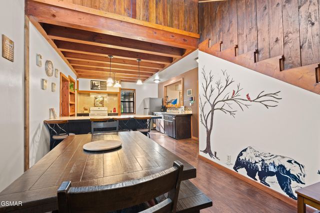 4346 Grindstone Ridge Road, Pigeon Forge, TN 37863