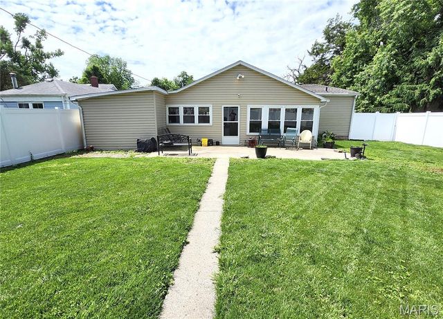 2916 HARDING Avenue, Granite City, IL 62040