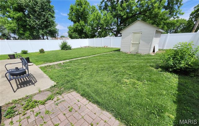 2916 HARDING Avenue, Granite City, IL 62040