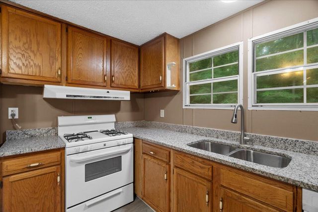594 Liberty Drive, Dalton, GA 30721
