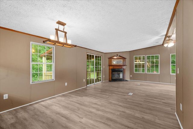 594 Liberty Drive, Dalton, GA 30721